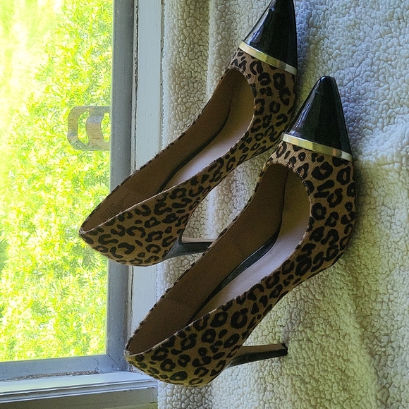 Apt. 9 Leopard Heels - Picture 3 of 8